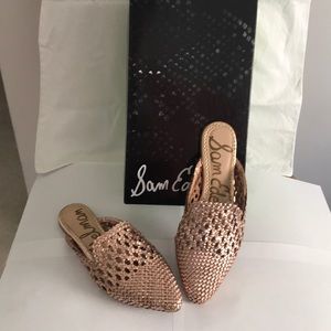Beautiful Sam Edelman Rose Gold Slides, 7 1/2
